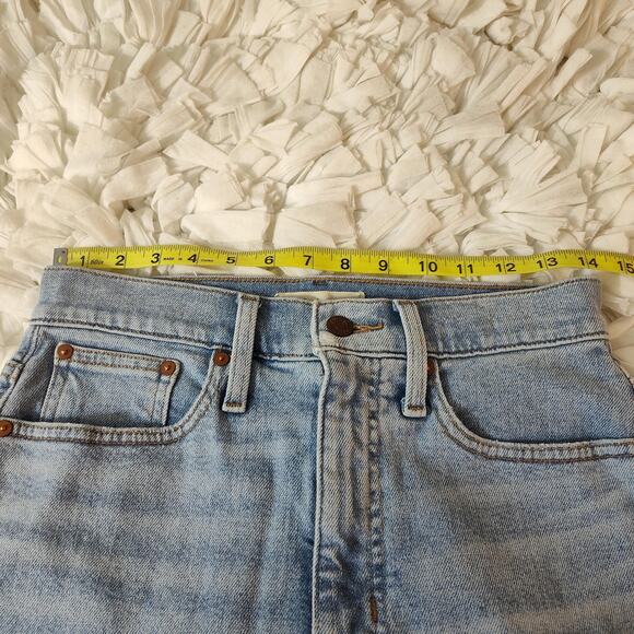 Madewell Jeans Womens 26 Blue High Rise The Momjean Distressed Raw Hem Ankle - Picture 14 of 17